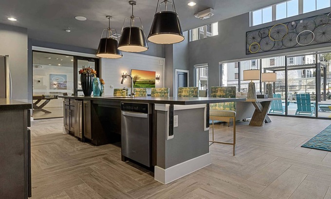 Montopolis Apartment | Zen Retreat Austin ॐ great pool, private balcony, city views close to airport