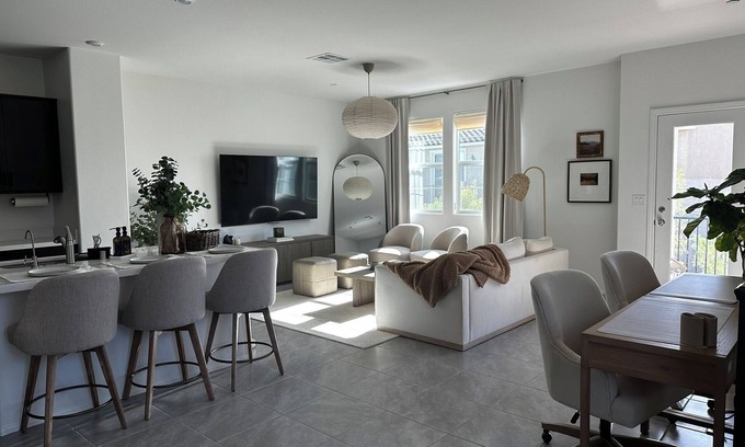 Sovana House | Zen Retreat: Designer Haven