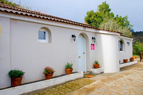 Barranco del Pinar Ski Chalet | Zenda de Fontanales