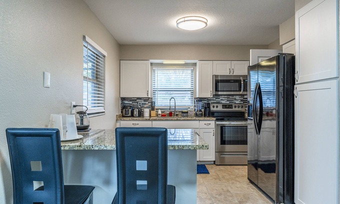 Bearss Plaza House | ZenHomes in Tampa near Busch Gardens