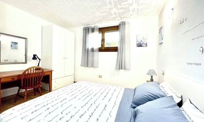 Olmedo House | Zenith - Holiday Home