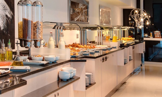 La Almozara Hotel | Zentral Ave