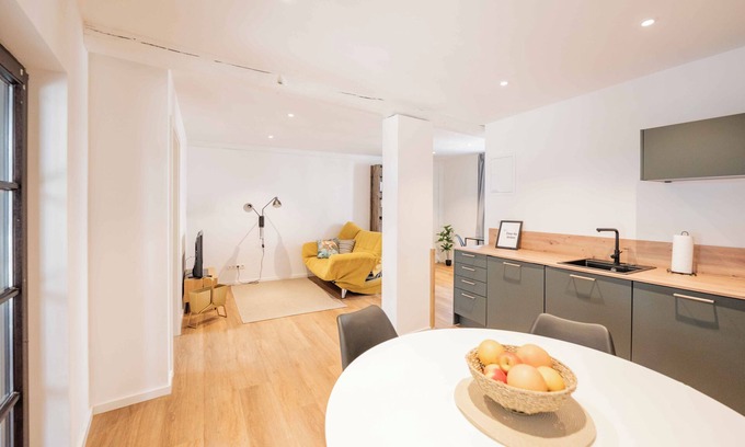 Speyer Apartment | Zentrumsnahe, Moderne Ferienwohnung "kaiserbleibe" mit Ruhiger Terrasse