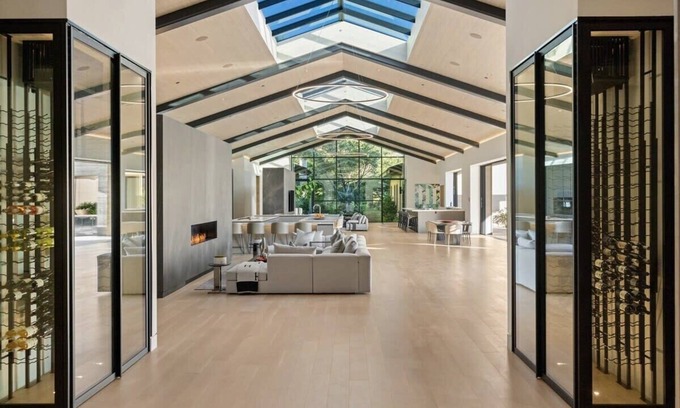 Malibu House | ZeroOne by Stay Awhile Villas