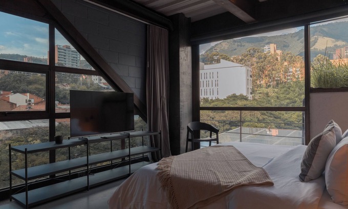 El Poblado Hotel | Zeta Erre