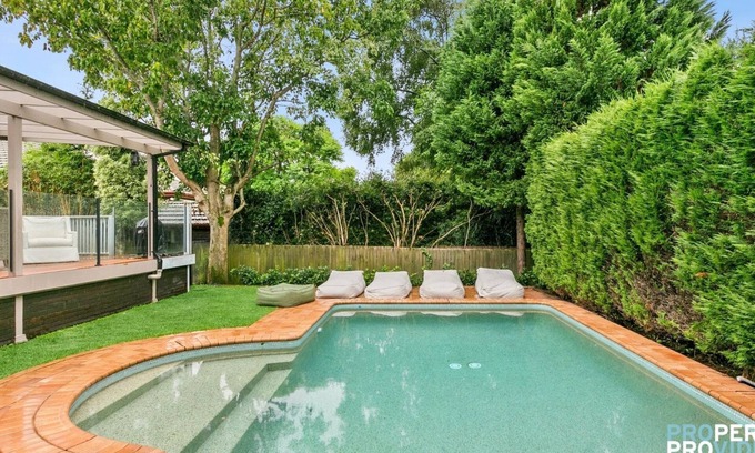 Roseville House | Zeus Fully Furnished Home in Roseville