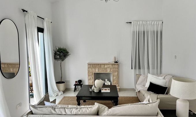 Pissouri House | Zeus Holiday Home
