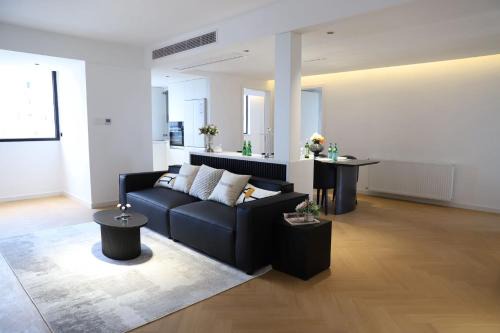 Huangpu Apartment | Zhome Parkville-Three bedrooms with city view-Near Xin Tian Di