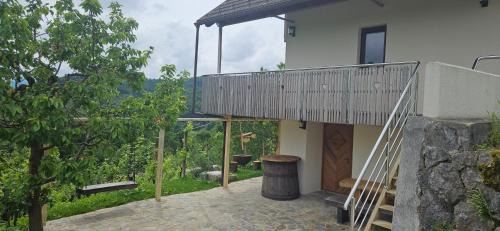 Dolenjske Toplice House | Zidanica Muhič