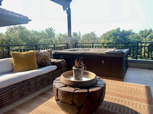 Port Zimbali Villa | Zimbali Coastal Resort Teak House