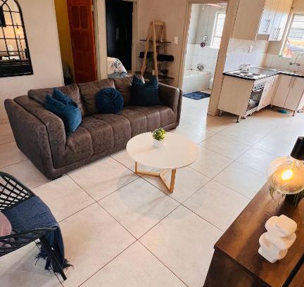 Lebowakgomo Apartment | Zinathi Lodge