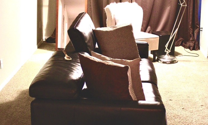 Chesterfield Condo | Zine Home (USA)