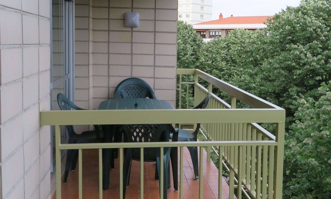Zarautz Apartment | Zinkunegi Apartment - Accommodation near the beach with parking by Egona