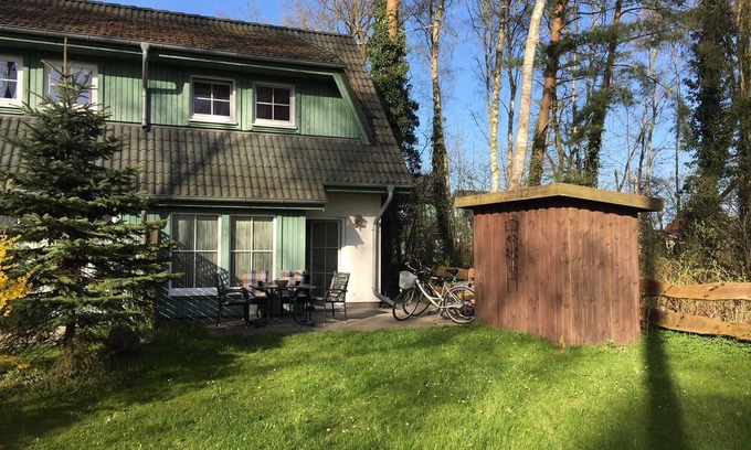 Zinnowitz Apartment | Zinnowitz Skanepark vacation home 25 - DHH 25