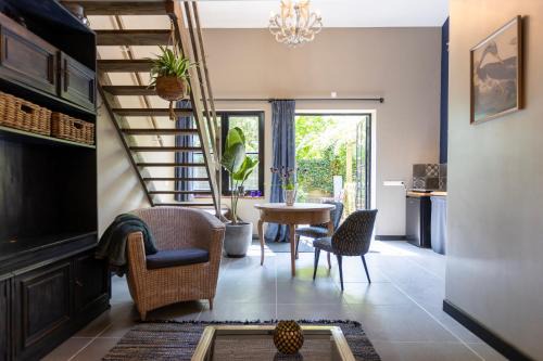 Esbeek Apartment | Zintuinen