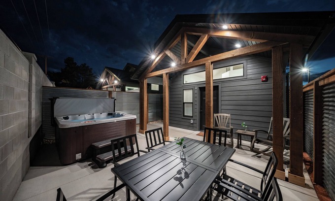 Hurricane Bed & Breakfast | Zion Oasis Rentals