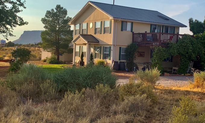 Cane Beds House | Zion Park/Grand Canyon Retreat at Stuart Farm