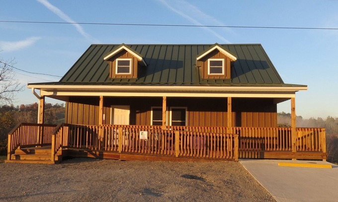 Flushing Cabin | Zion Retreat & RV Park