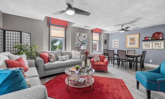 Zionsville Apartment | Zionsville Historical Retreat