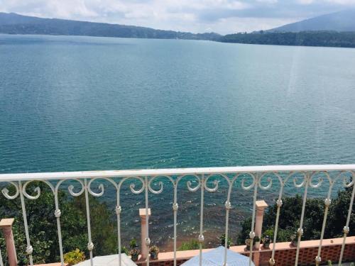 Zirahuen Hotel | Zirahuen LOS ANGELES