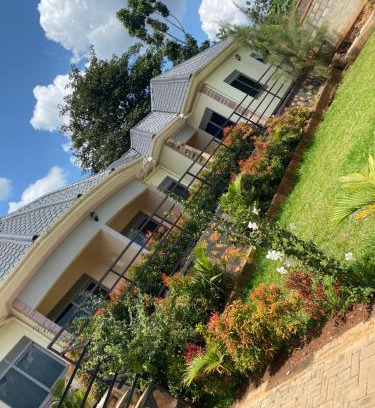 Kireka Bed & Breakfast | Zoe heights villas