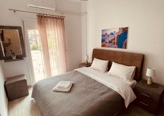 Fanari Apartment | Zoi Studios