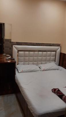 Dharmatala Hotel | ZQ Guest House