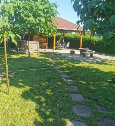 Tiszafured Apartment | Zso-Zé Apartman