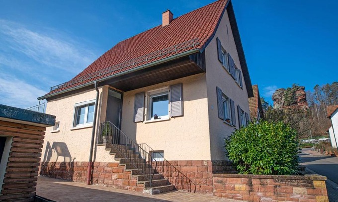 Erfweiler House | Zum Henner