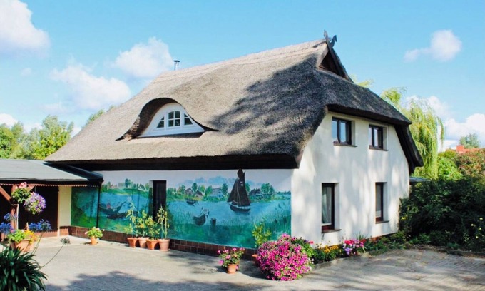 Saal Apartment | Zur alten Boddenfischerei vacation apartment Weitblick