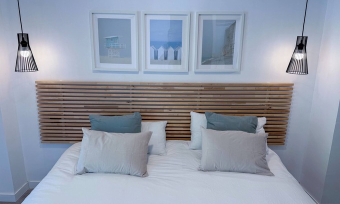 Fuengirola Hotel | ZUR Boutique Hostel