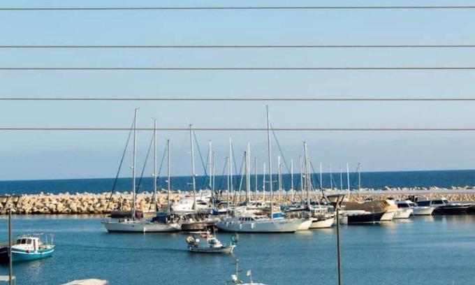 Larnaca Apartment | Zygi Beach Marina Penthouse Flat