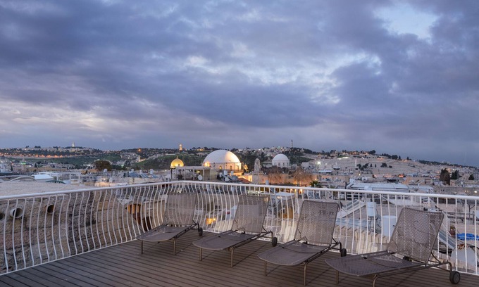 Old City Apartment | ZZ J. Ararat 31