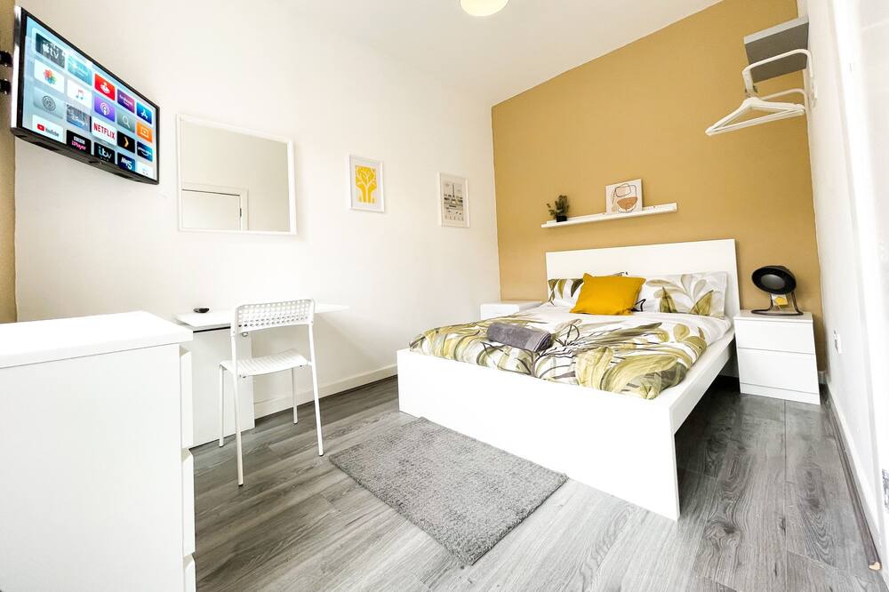 Modern Centre | Everton