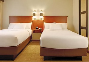 Hyatt Place Riverside Downtown