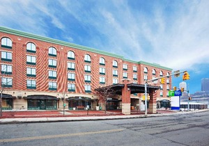 Holiday Inn Express Hotel & Suites Pittsburgh-South Side, an Ihg Hotel