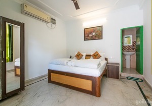 Live Free Hostel