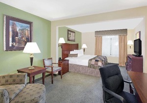 Wingate by Wyndham Lafayette Airport