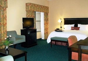 Hampton Inn & Suites Seal Beach