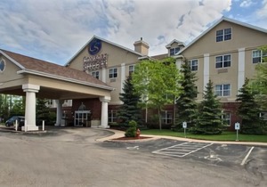 Comfort Suites Milwaukee Airport
