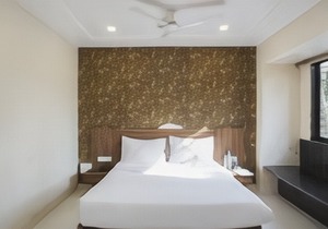 Sunshine Resort