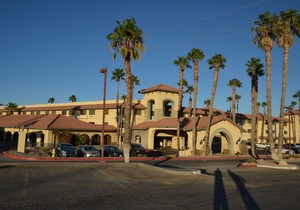 Ramada by Wyndham Barstow