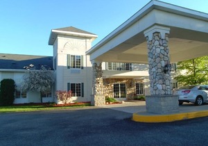 American Inn and Suites Houghton Lake
