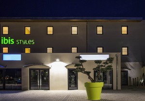 Ibis Styles Villeneuve Sur Lot