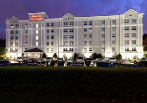 Hampton Inn & Suites Raleigh/Cary I-40 (Pnc Arena)