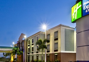 Holiday Inn Express Hotel & Suites Clewiston, an IHG Hotel