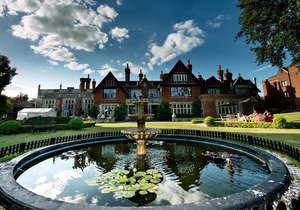 Macdonald Elmers Court Hotel