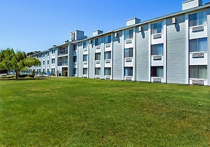 Best Western Plus Heritage Inn