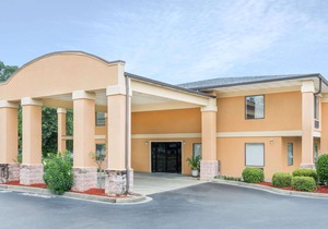 Days Inn by Wyndham North Columbia Ft. Jackson