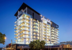 Quest Mackay on Gordon